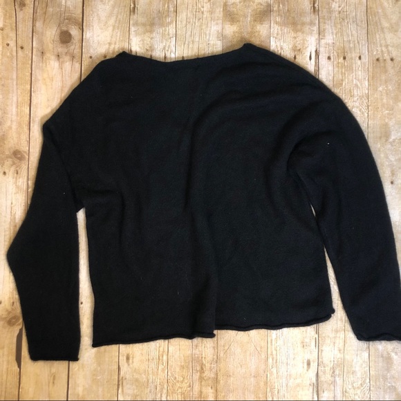 H&M Sweater - Picture 2 of 2